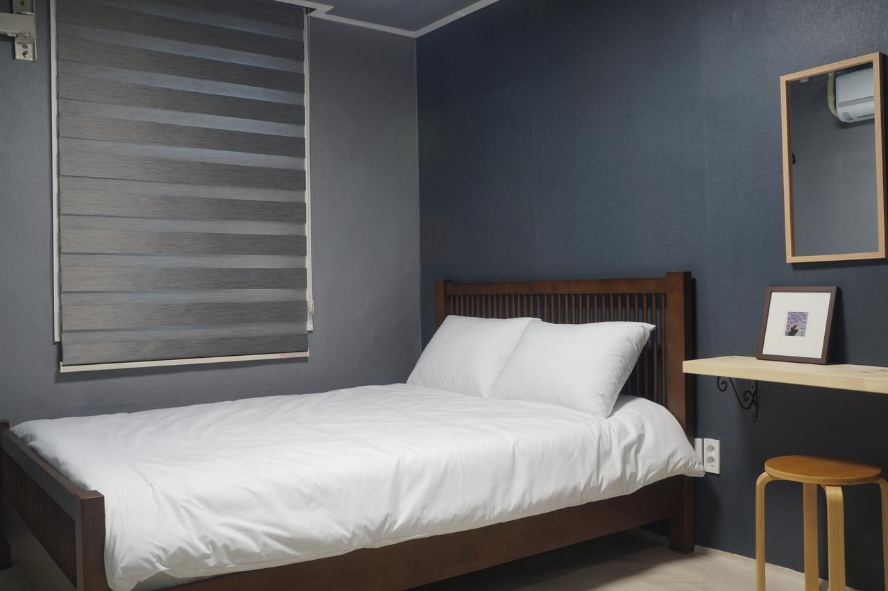 Art And Stay Suncheon Bagian luar foto