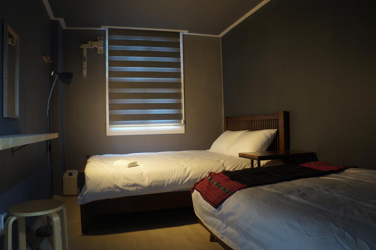 Art And Stay Suncheon Bagian luar foto
