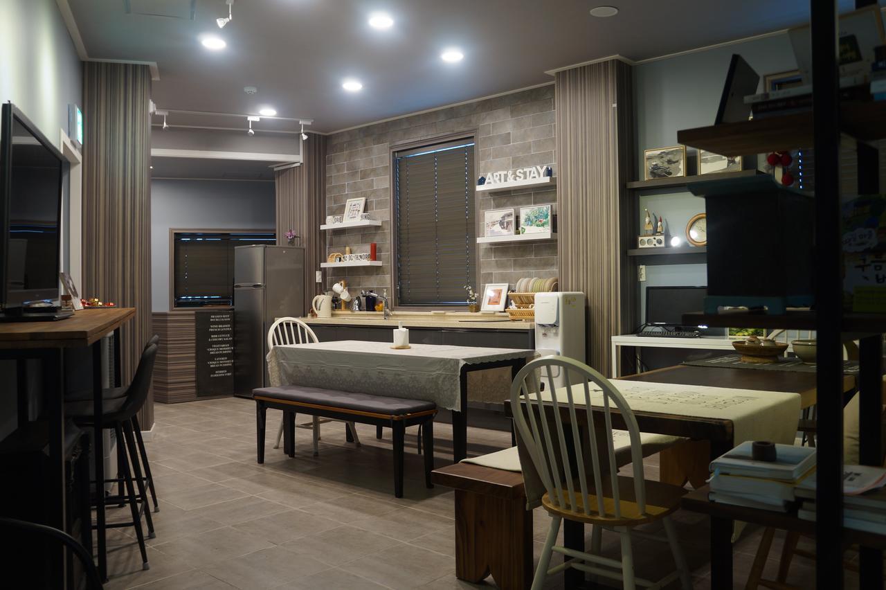 Art And Stay Suncheon Bagian luar foto